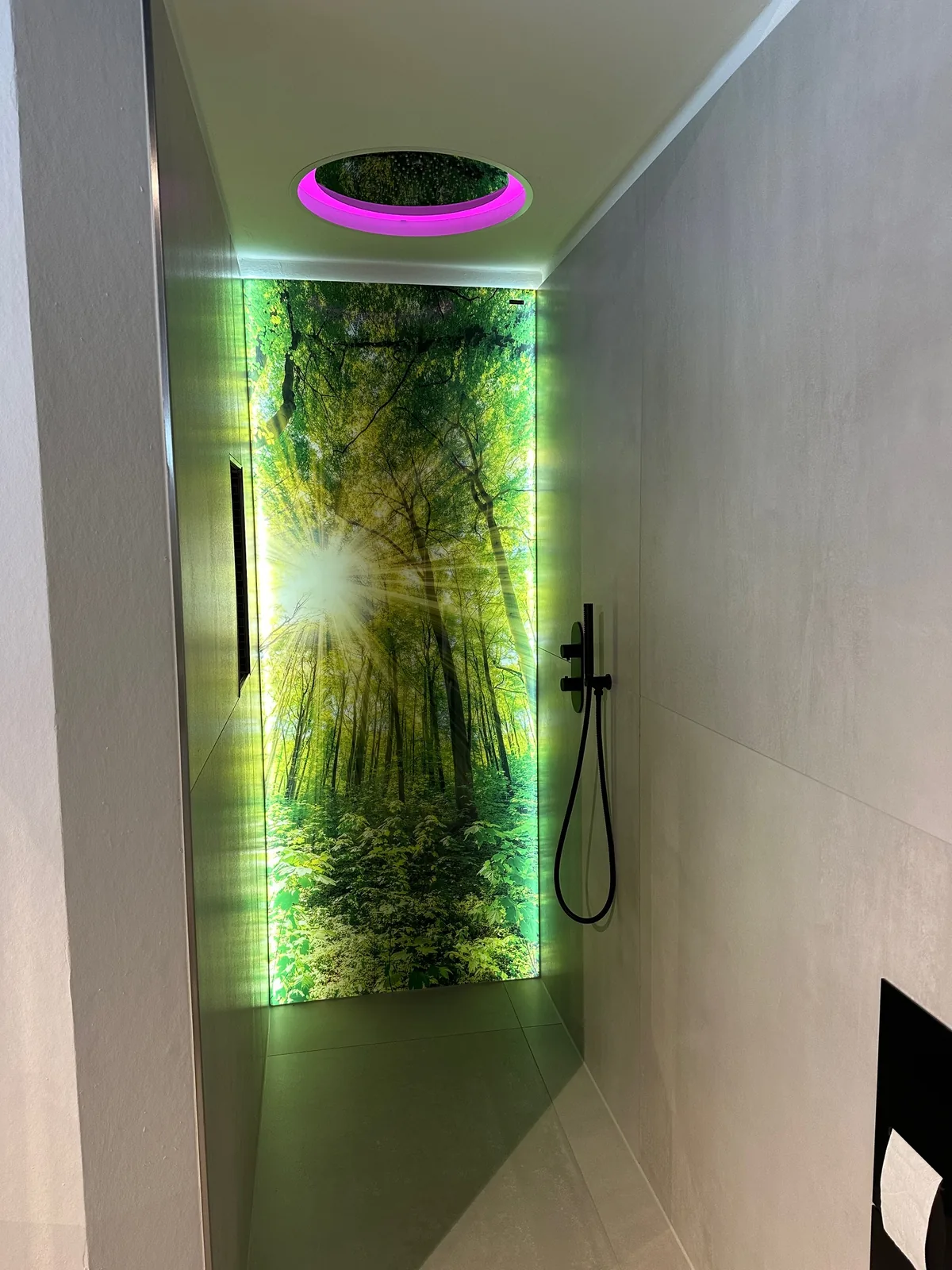 Showroom Impression 9